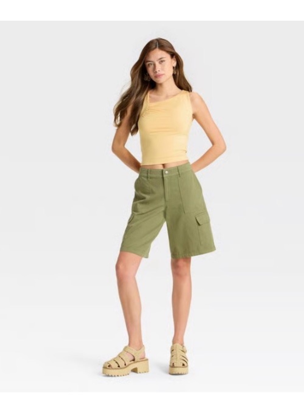 Wild Fable mid rise twill skater jorts, olive green, size large